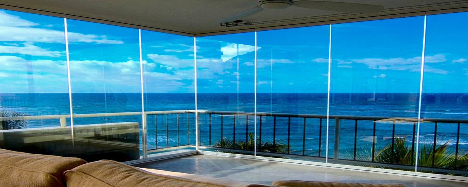 KATLANIR CAM BALKON